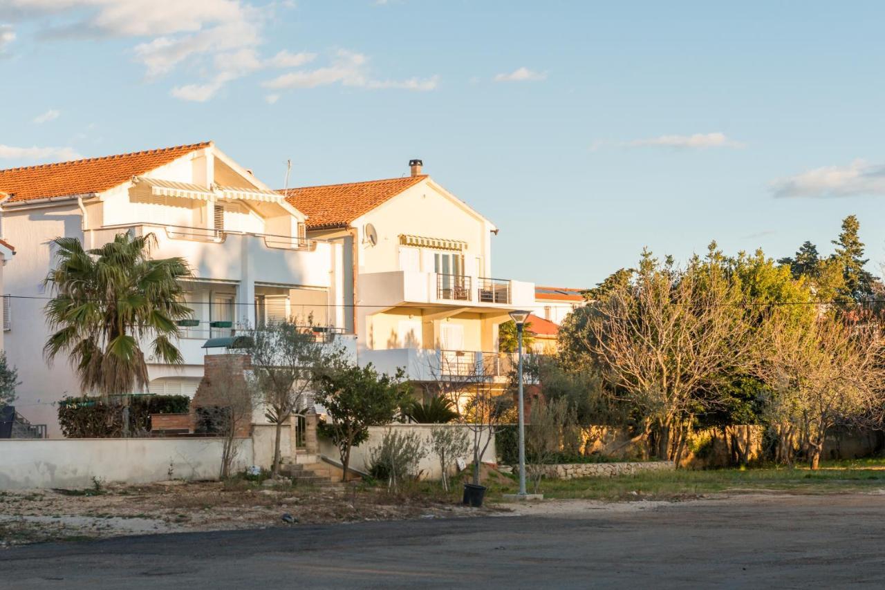 Apartment Karla Novalja Exterior foto